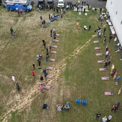 Outdoor cornhole competition
